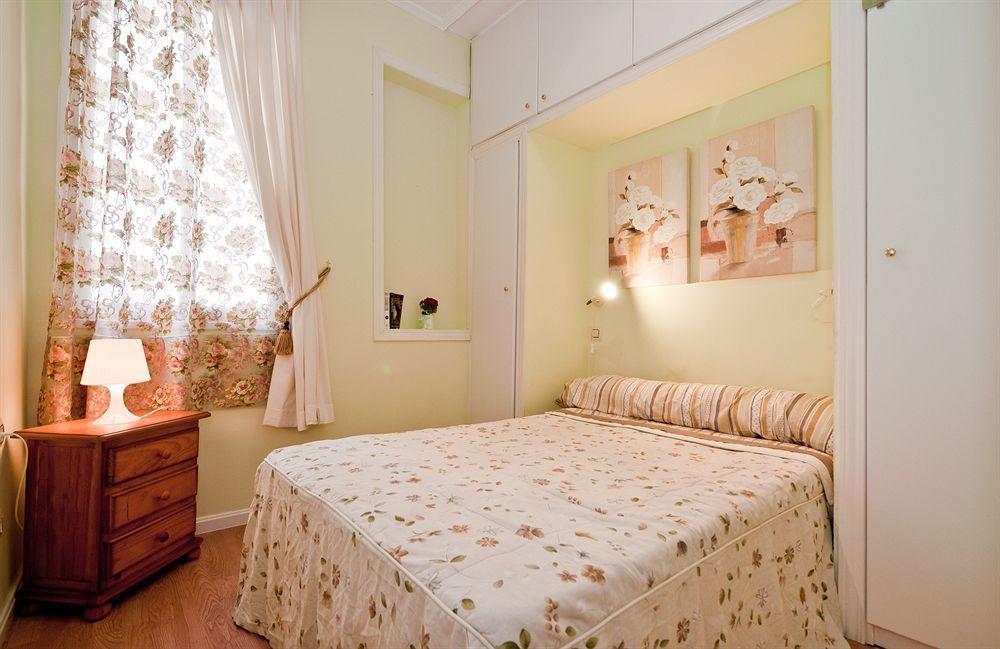 Apartamentos Aqui Me Quedo Madrid Buitenkant foto