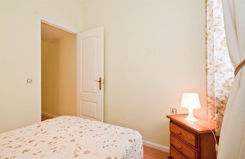 Apartamentos Aqui Me Quedo Madrid Buitenkant foto