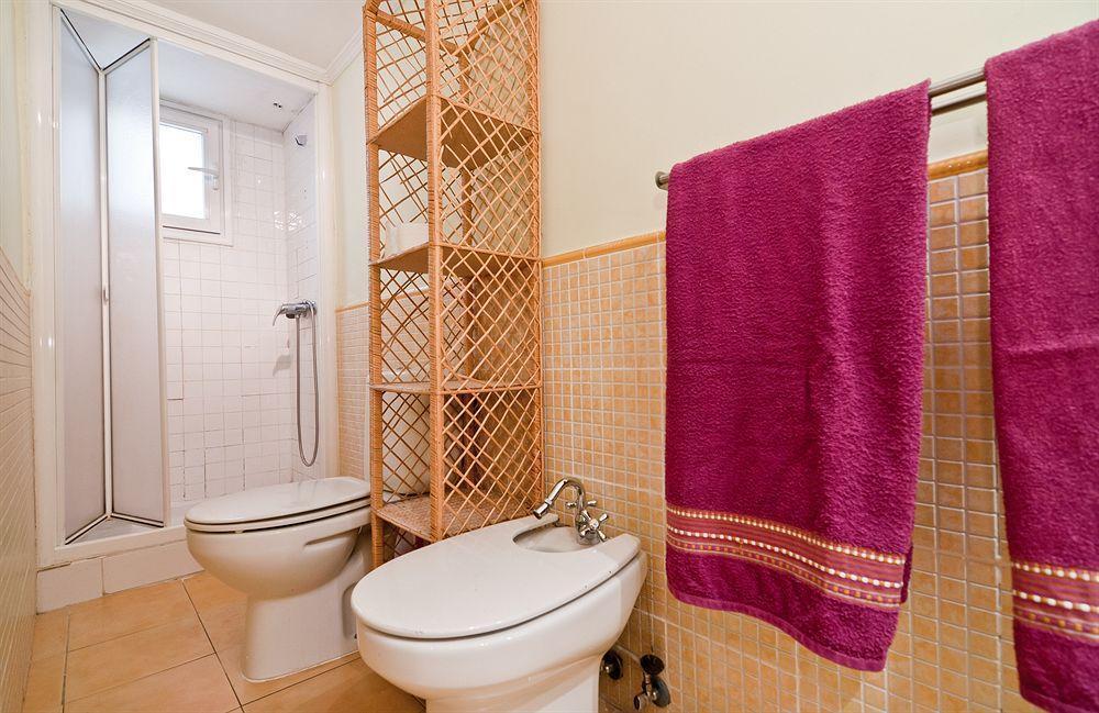 Apartamentos Aqui Me Quedo Madrid Buitenkant foto