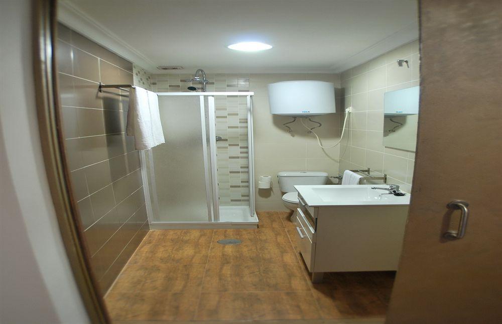 Apartamentos Aqui Me Quedo Madrid Buitenkant foto